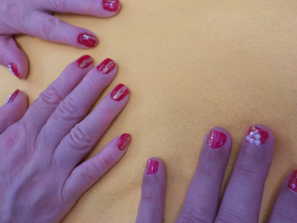 長崎 道ノ尾病院 精神科 デイケア まきゅあーじゅ ネイル