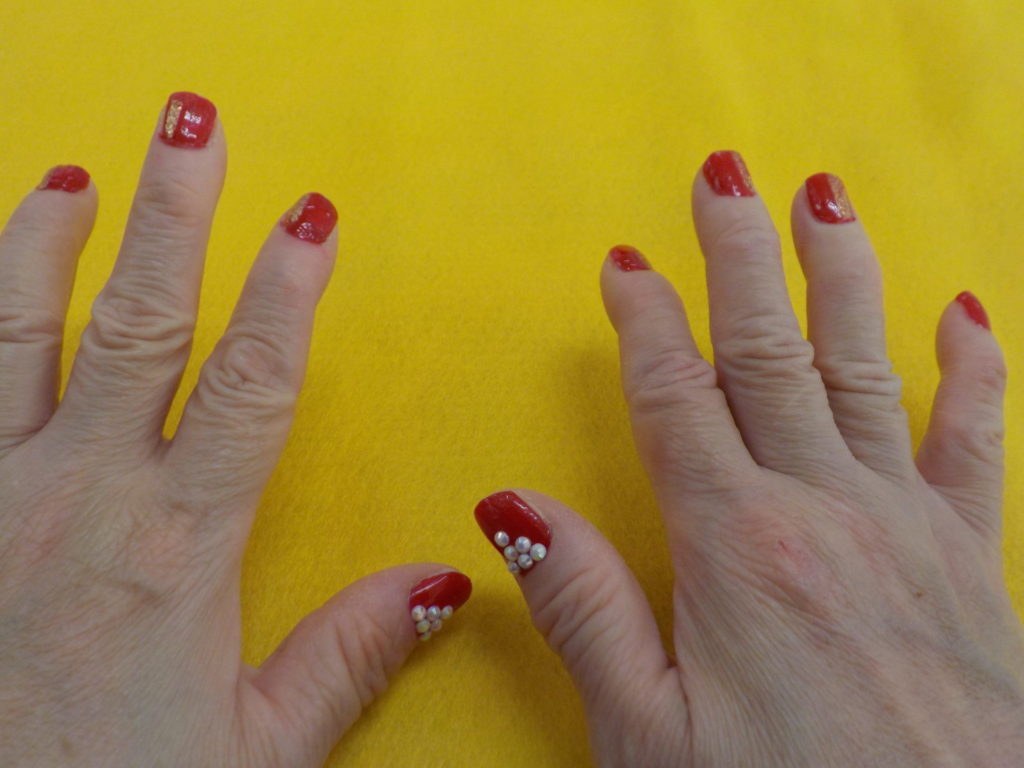 長崎 道ノ尾病院 精神科 デイケア まきゅあーじゅ ネイル