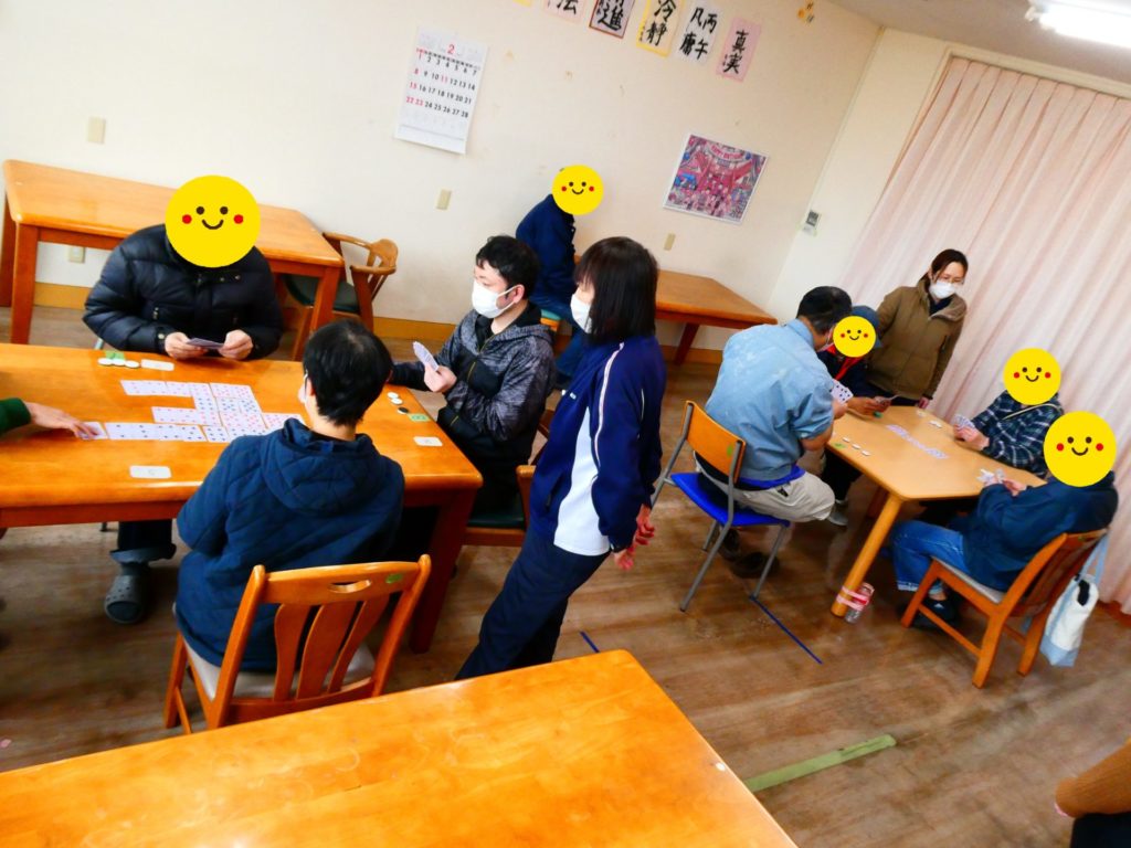 長崎　道ノ尾病院　精神科　デイケア　室内　ゲーム　大会　トランプ