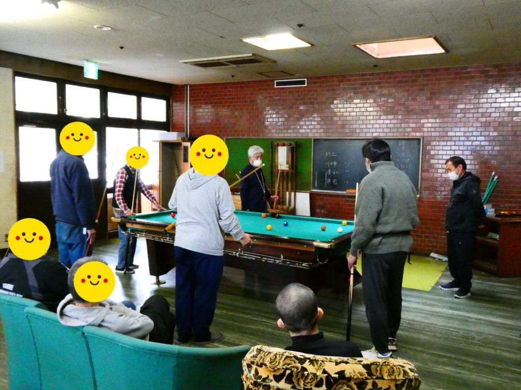 長崎　道ノ尾病院　精神科　デイケア　室内　ゲーム　大会　ビリヤード